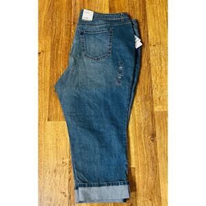 Style & Co. Denim Capri Pants Mid-Rise Cuffed Size 20 W NWT  Womens Plus 20w